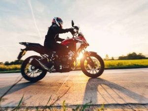 poletna motoristična jakna